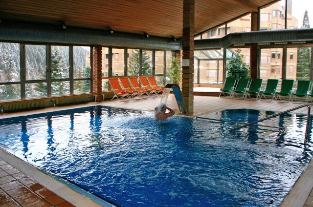 Piscina interior