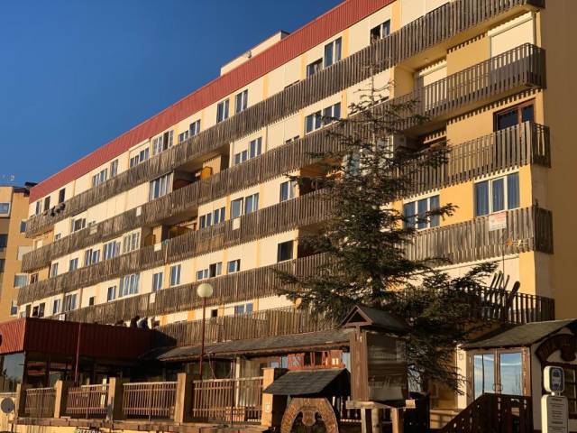 Vista exterior edifício Bulgaria