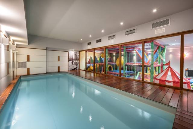 Piscina infantil/Kids Club