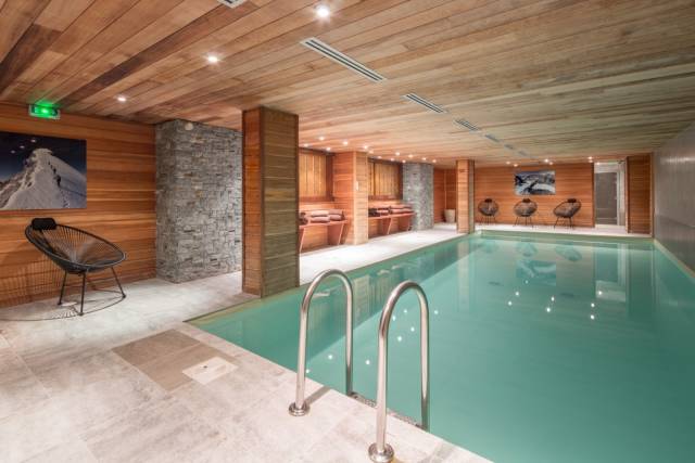 Piscina interior