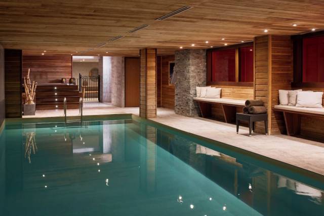 Piscina interior