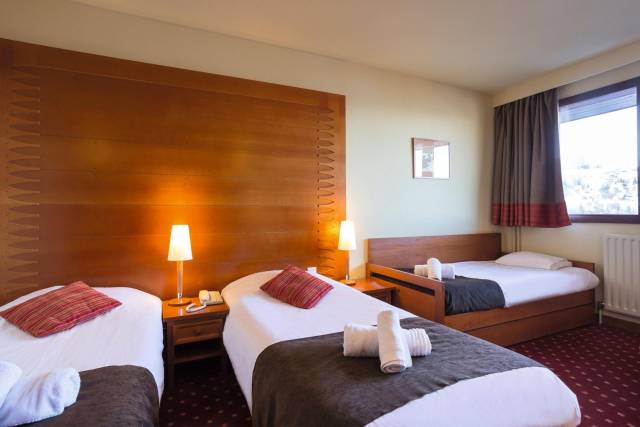 Quarto Duplo com cama extra