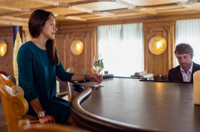 Piano Bar
