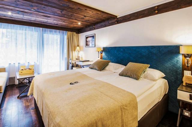 Quarto quádruplo deluxe