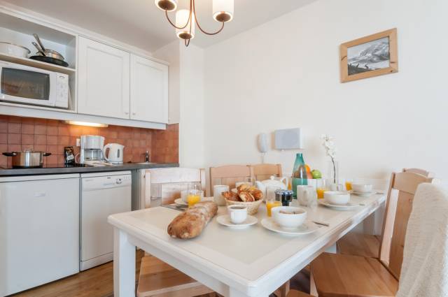 Kitchenette do Apartamento T1  com varanda		