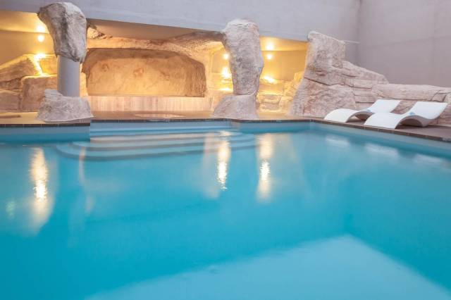 Piscina interior
