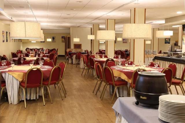 Restaurante buffet El Oso