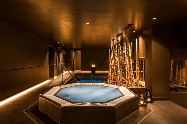 Jacuzzi