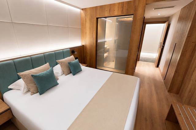 Quarto quádruplo premium