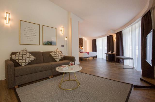 Junior Suite