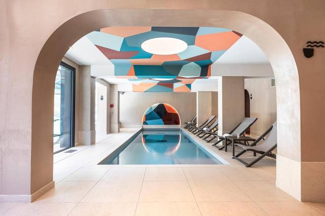 Piscina interior