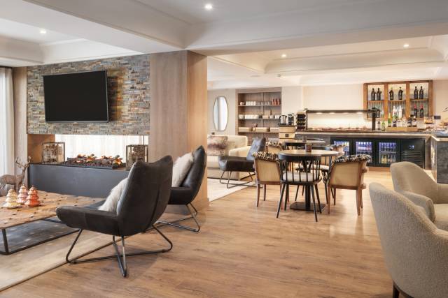 The Level Lounge