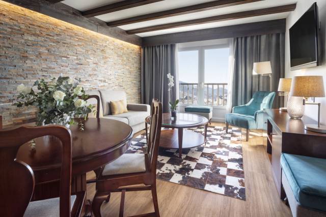 Grand Suite The Level