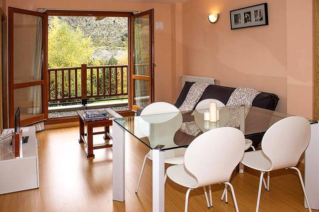 Apartamento T3 vistas pistas