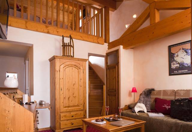 Junior Suite Mezzanine 