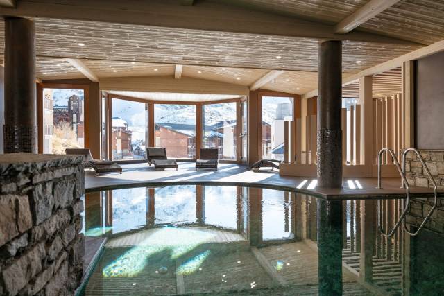 Piscina interior