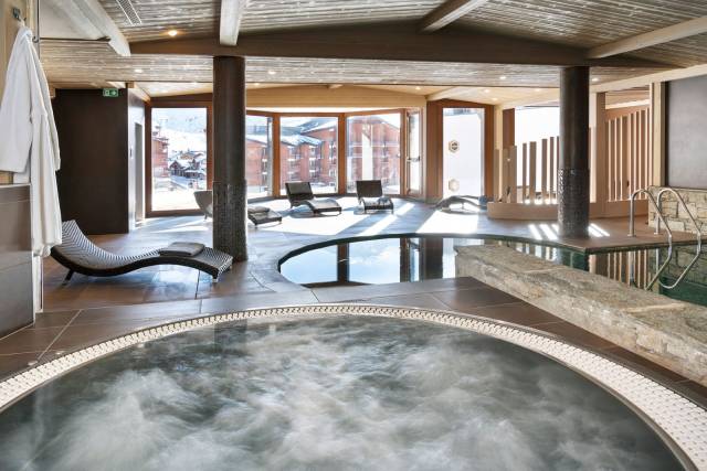 Jacuzzi