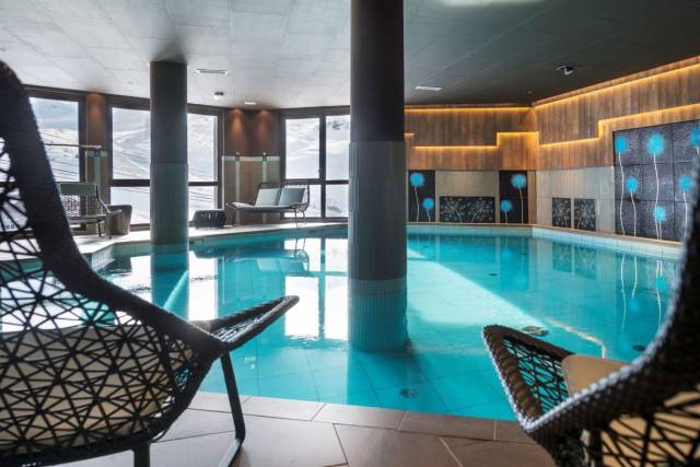Piscina interior