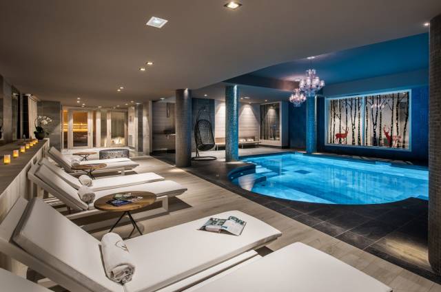 Piscina interior