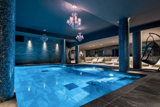 Piscina interior