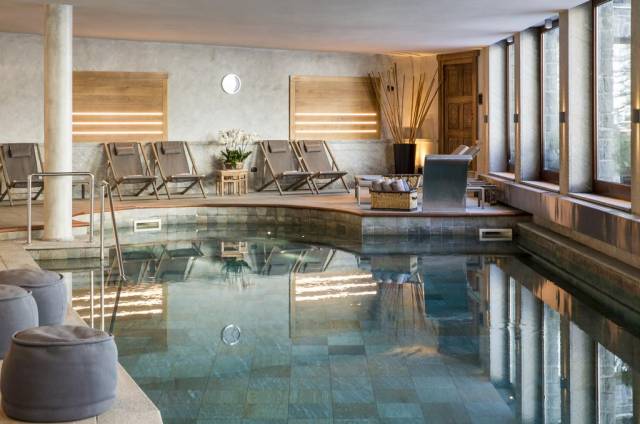 Piscina interior
