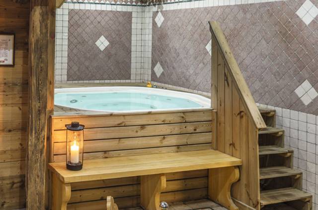 Jacuzzi