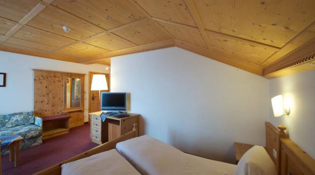 Quarto triplo luxo