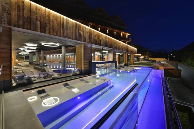 Piscina Exterior Panorâmica