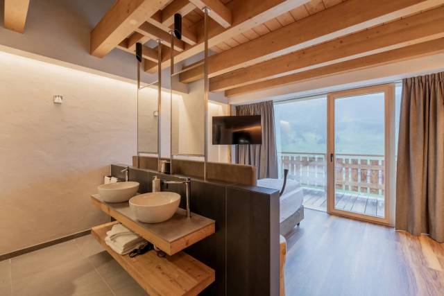Suite Sup Luxury Spa Suite