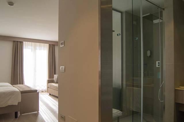 Quarto duplo/ Casa de banho