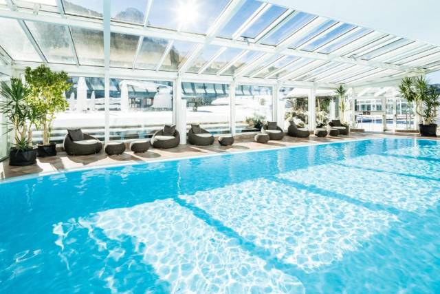 Piscina interior