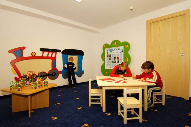 Kids club
