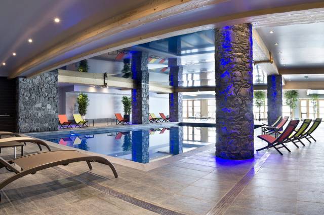 Piscina interior