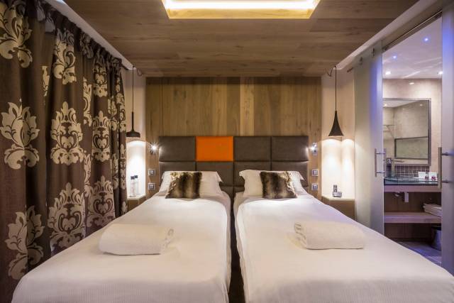 Quarto duplo	