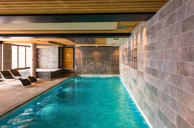 Piscina interior
