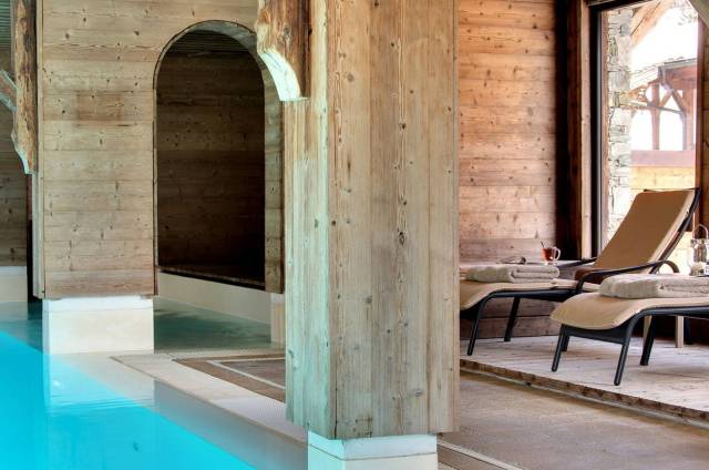 Piscina interior