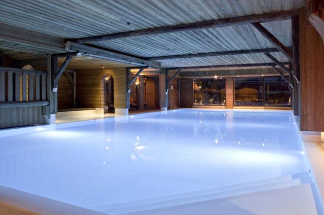 Piscina interior