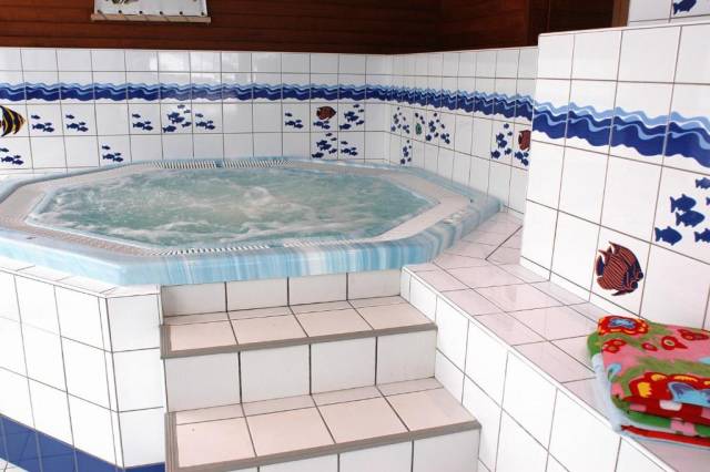 Jacuzzi