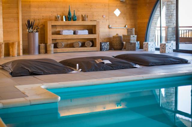 Piscina interior