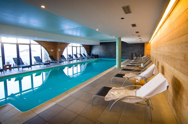 Piscina interior