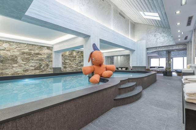 Piscina interior