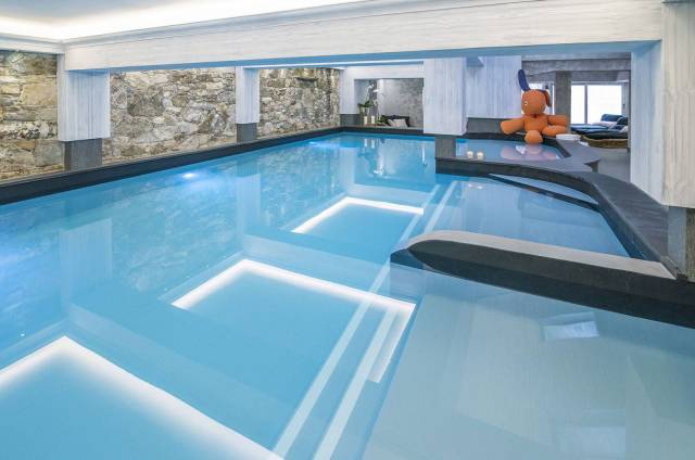 Piscina interior