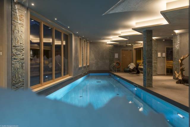 Piscina interior