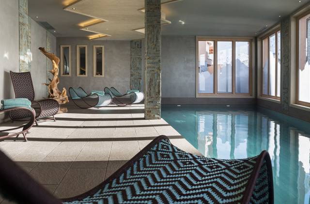Piscina interior