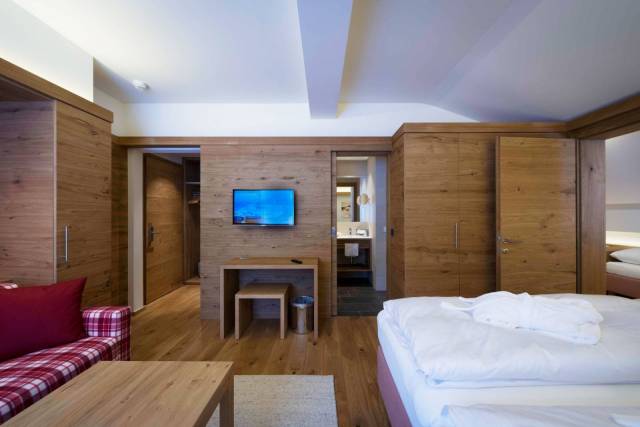 Suite familiar