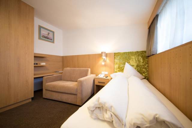 Quarto individual deluxe