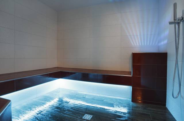 Piscina interior