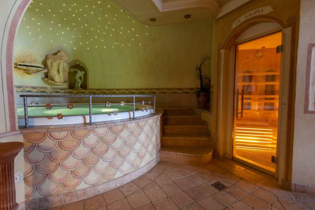 Jacuzzi