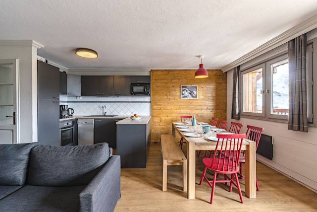 Apartamento T4 com Cabine