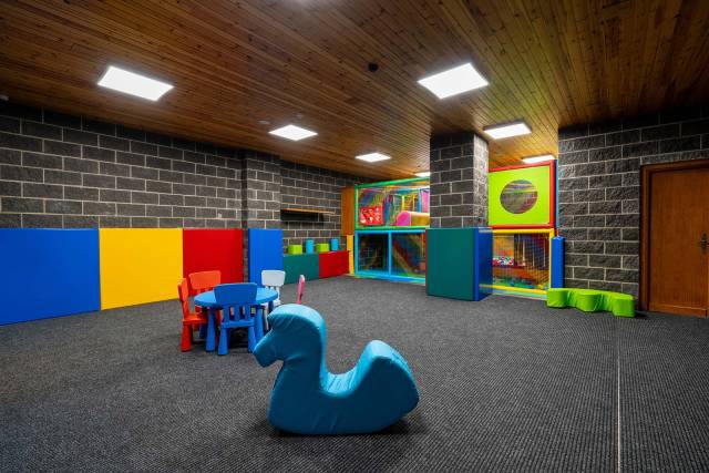 Kids Club